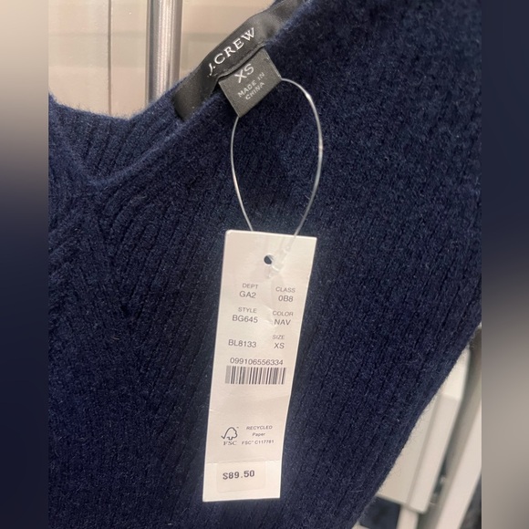 J.CREW Cashmere-blend cropped sweater-tank NWT XS Navy - Picture 2 of 6